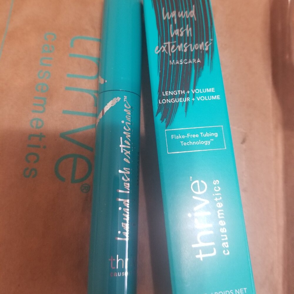 Liquid lash extensions mascara